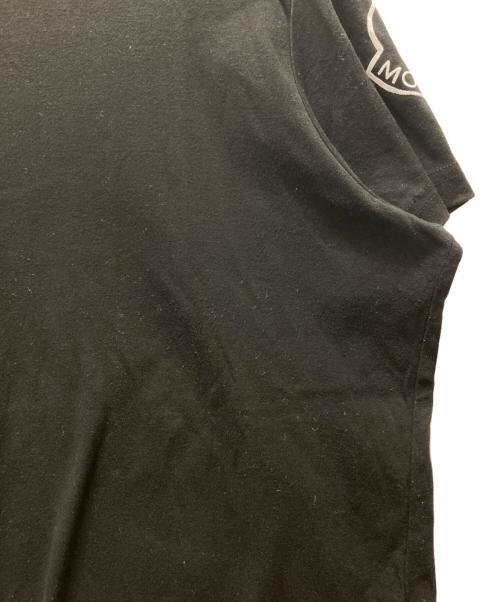 MONCLER（モンクレール）MONCLER (モンクレール) 袖ロゴプリントTシャツ ブラック サイズ:Mの古着・服飾アイテム