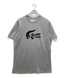 A.P.C.×LACOSTE（アーペーセー×ラコステ）の古着「フロッキーロゴ プリントTシャツ」｜グレー