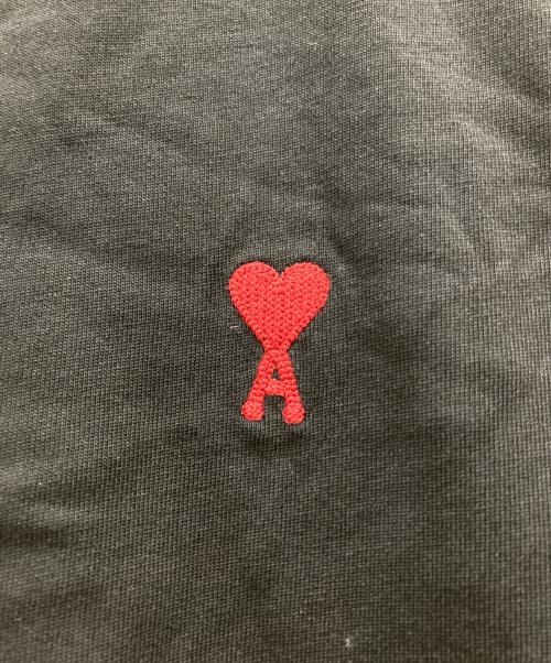 AMI Alexandre Mattiussi（アミアレクサンドルマテュッシ）AMI Alexandre Mattiussi (アミアレクサンドルマテュッシ) ハートロゴ刺繍Tシャツ ブラック サイズ:Lの古着・服飾アイテム