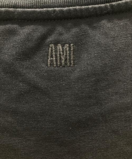 AMI Alexandre Mattiussi（アミアレクサンドルマテュッシ）AMI Alexandre Mattiussi (アミアレクサンドルマテュッシ) ハートロゴ刺繍Tシャツ ブラック サイズ:Lの古着・服飾アイテム