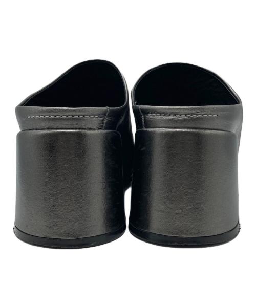 MM6 Maison Margiela（エムエムシックスメゾンマルジェラ）MM6 Maison Margiela (エムエムシックスメゾンマルジェラ) サボサンダル シルバー サイズ:37の古着・服飾アイテム