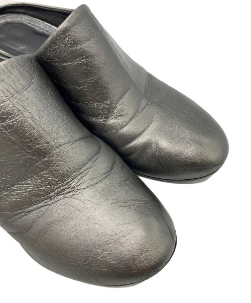 MM6 Maison Margiela（エムエムシックスメゾンマルジェラ）MM6 Maison Margiela (エムエムシックスメゾンマルジェラ) サボサンダル シルバー サイズ:37の古着・服飾アイテム