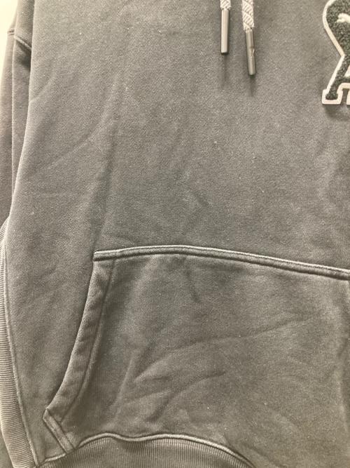 AMI Alexandre Mattiussi（アミアレクサンドルマテュッシ）AMI Alexandre Mattiussi (アミアレクサンドルマテュッシ) PUMA (プーマ) コラボロゴパーカー ブラック サイズ:Mの古着・服飾アイテム
