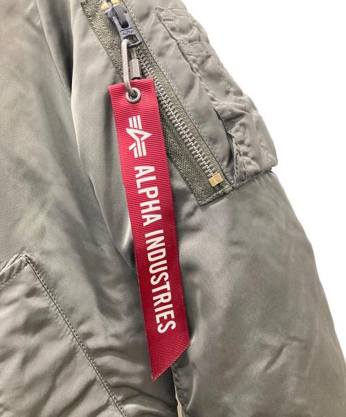 ALPHA INDUSTRIES（アルファインダストリーズ）ALPHA INDUSTRIES (アルファインダストリーズ) MA-1ジャケット タイト バックエンブレム グレー サイズ:2の古着・服飾アイテム