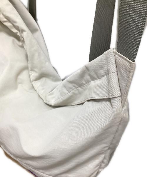 THE NORTHFACE PURPLELABEL（ザ・ノースフェイス パープルレーベル）THE NORTHFACE PURPLELABEL (ザ・ノースフェイス パープルレーベル) ショルダーバッグ アイボリーの古着・服飾アイテム