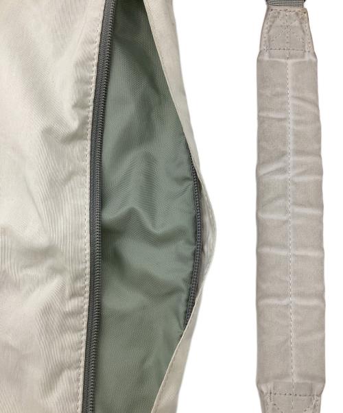THE NORTHFACE PURPLELABEL（ザ・ノースフェイス パープルレーベル）THE NORTHFACE PURPLELABEL (ザ・ノースフェイス パープルレーベル) ショルダーバッグ アイボリーの古着・服飾アイテム