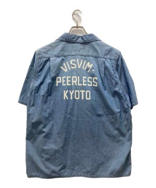 VISVIM（ビズビム）VISVIM (ビズビム) KEESEY SHIRT S/S/バックロゴプリント半袖シャツ スカイブルー サイズ:2の古着・服飾アイテム