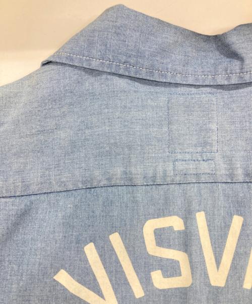 VISVIM（ビズビム）VISVIM (ビズビム) KEESEY SHIRT S/S/バックロゴプリント半袖シャツ スカイブルー サイズ:2の古着・服飾アイテム