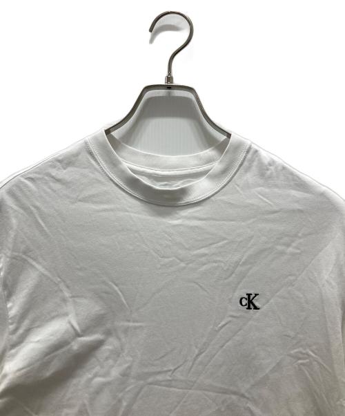 Calvin Klein（カルバンクライン）Calvin Klein (カルバンクライン) ロゴ刺繍Tシャツ ホワイト サイズ:Sの古着・服飾アイテム