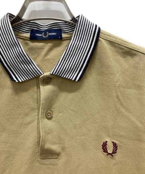 FRED PERRY（フレッドペリー）FRED PERRY (フレッドペリー) ポロシャツ ベージュ サイズ:Mの古着・服飾アイテム