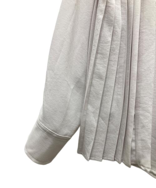 SHIPS（シップス）SHIPS (シップス) ストレッチ ジョーゼット プリーツ ブラウス グレー サイズ:Mの古着・服飾アイテム