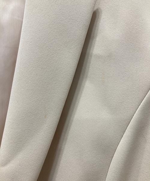 INDIVI（インディヴィ）INDIVI (インディヴィ) セットアップスーツ ベージュ サイズ:36の古着・服飾アイテム