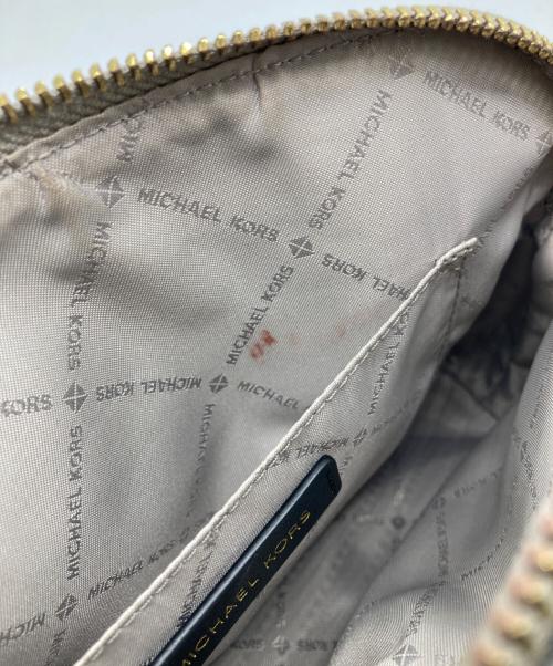 MICHAEL KORS（マイケルコース）MICHAEL KORS (マイケルコース) ショルダーバッグ ブラックの古着・服飾アイテム