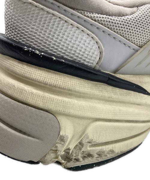NIKE（ナイキ）NIKE (ナイキ) W V2K RUN SUMMIT シルバー サイズ:24.5の古着・服飾アイテム