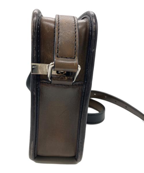 Berluti（ベルルッティ）Berluti (ベルルッティ) ジュルナリエスクリットレザーメッセンジャーバッグ ブラウンの古着・服飾アイテム