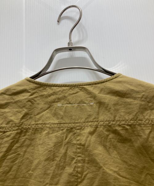 MM6 Maison Margiela（エムエムシックスメゾンマルジェラ）MM6 Maison Margiela (エムエムシックスメゾンマルジェラ) 変形ブラウス カーキ サイズ:46の古着・服飾アイテム