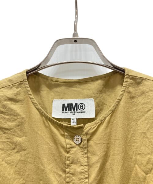 MM6 Maison Margiela（エムエムシックスメゾンマルジェラ）MM6 Maison Margiela (エムエムシックスメゾンマルジェラ) 変形ブラウス カーキ サイズ:46の古着・服飾アイテム
