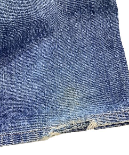 LEVI'S（リーバイス）LEVI'S (リーバイス) デニムパンツ ブルー サイズ:ケアタグ印字薄れの為不明の古着・服飾アイテム