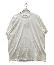 LOUIS VUITTON（ルイ ヴィトン）の古着「25AW EMBOSSED LV LOGO」｜ホワイト