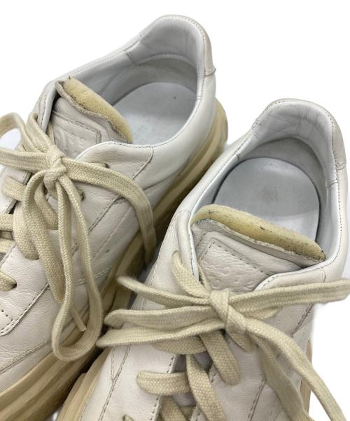 MM6 Maison Margiela（エムエムシックスメゾンマルジェラ）MM6 Maison Margiela (エムエムシックスメゾンマルジェラ) GAMBETTAチャンキースニーカー ホワイト サイズ:36　1/2の古着・服飾アイテム