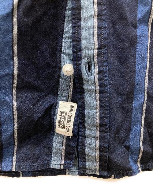 LEVI'S（リーバイス）LEVI'S (リーバイス) OASIS コラボストライプシャツ ネイビー サイズ:XLの古着・服飾アイテム