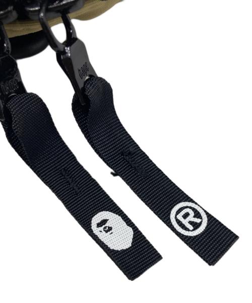 BAPE BY A BATHING APE（ベイプバイアベイシングエイプ）BAPE BY A BATHING APE (ベイプバイアベイシングエイプ) ショルダーバッグ/ABC CAMO MILO SHARK MINI SHOULDER BAG カーキの古着・服飾アイテム