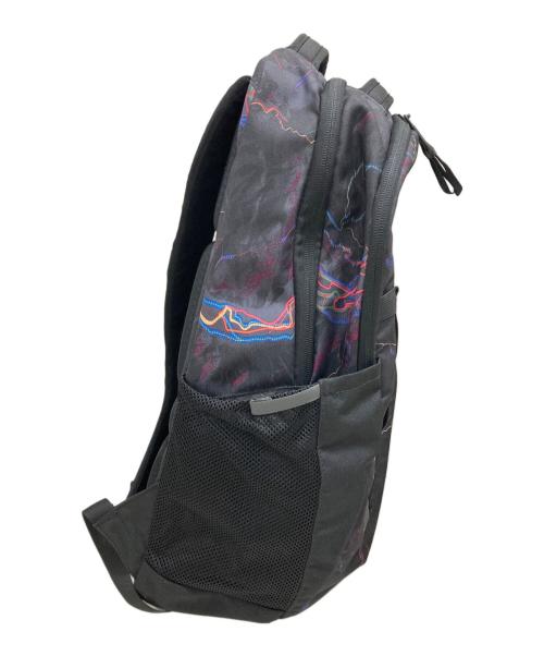THE NORTH FACE（ザ ノース フェイス）THE NORTH FACE (ザ ノース フェイス) グラフィックプリント VAULT リュック ブラックの古着・服飾アイテム