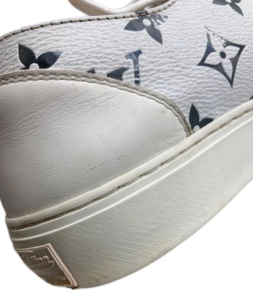 LOUIS VUITTON（ルイ ヴィトン）LOUIS VUITTON (ルイ ヴィトン) タトゥーライン モノグラム レザー スニーカー ホワイト サイズ:5　1/2の古着・服飾アイテム