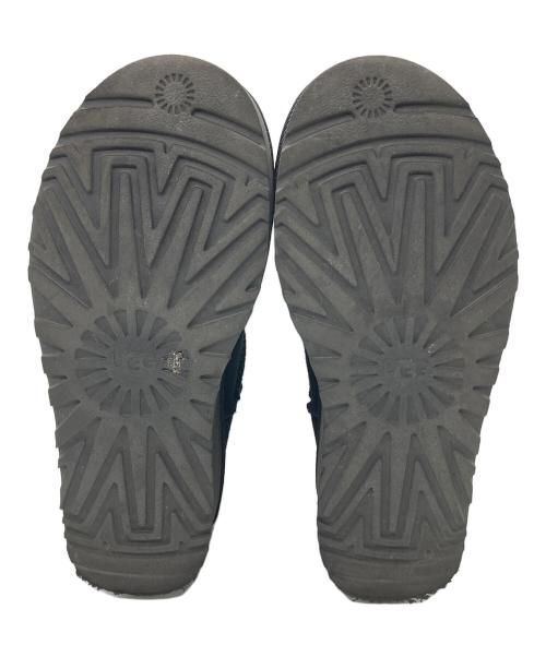 UGG（アグ）UGG (アグ) Classic Ultra Mini Platform ブラック サイズ:24の古着・服飾アイテム