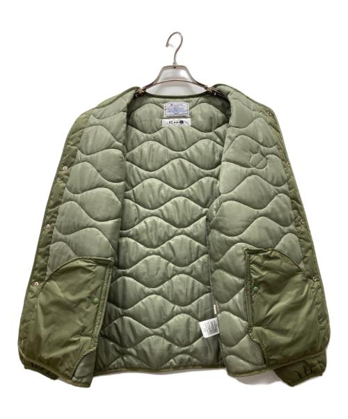 Champion（チャンピオン）Champion (チャンピオン) Ne-net (ネネット) にゃー キルティングジャケット カーキ サイズ:Lの古着・服飾アイテム