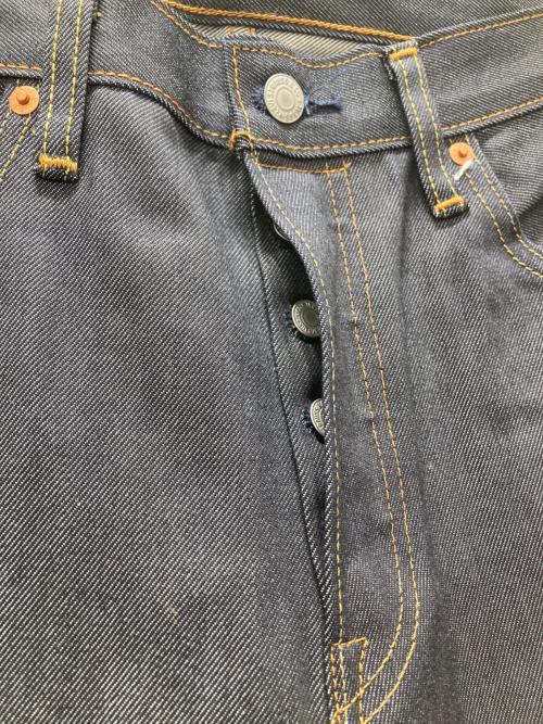 LEVI'S（リーバイス）LEVI'S (リーバイス) デニムパンツ インディゴ サイズ:31の古着・服飾アイテム