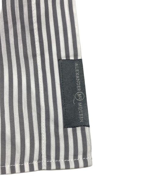 ALEXANDER McQUEEN（アレキサンダーマックイーン）ALEXANDER McQUEEN (アレキサンダーマックイーン) ストライプシャツ グレー サイズ:50の古着・服飾アイテム