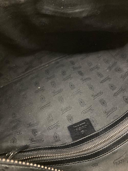 GUCCI（グッチ）GUCCI (グッチ) スタッズ ショルダー付クラッチバッグ ブラックの古着・服飾アイテム