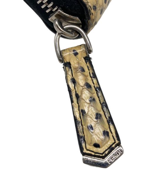 FENDI（フェンディ）FENDI (フェンディ) ビジュー 型押しラウンド長財布 ブラウンの古着・服飾アイテム