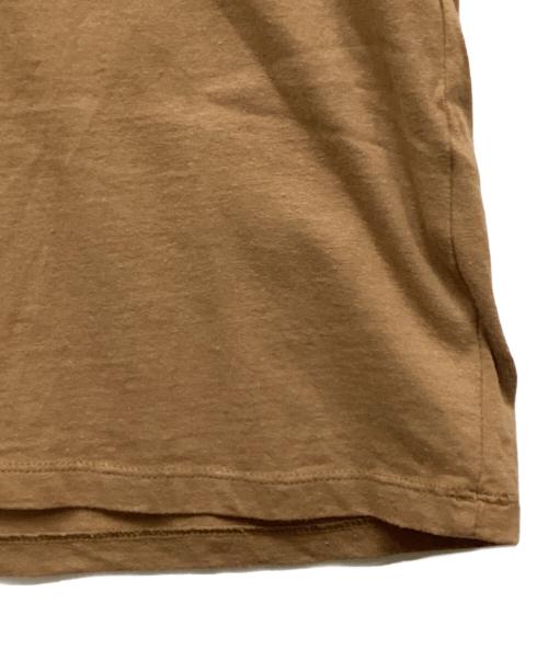 maison kitsune（メゾンキツネ）maison kitsune (メゾンキツネ) キツネワッペンＴシャツ ブラウン サイズ:Mの古着・服飾アイテム