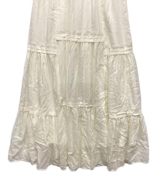 GRACE CONTINENTAL（グレースコンチネンタル）GRACE CONTINENTAL (（グレースコンチネンタル) ロングスカート ホワイト サイズ:36の古着・服飾アイテム