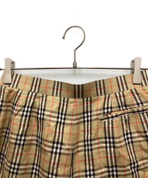 Burberry's（バーバリー）Burberry's (バーバリー) チェックスカート ベージュ サイズ:9の古着・服飾アイテム