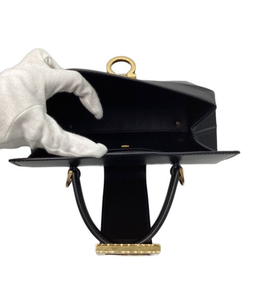 Salvatore Ferragamo（サルヴァトーレ フェラガモ）Salvatore Ferragamo (サルヴァトーレ フェラガモ) TRIFOLIO BOX BAG ブラックの古着・服飾アイテム