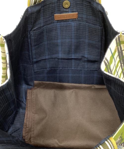 INOUITOOSH（イヌイトゥーシュ）INOUITOOSH (イヌイトゥーシュ) トートバッグ グリーンの古着・服飾アイテム