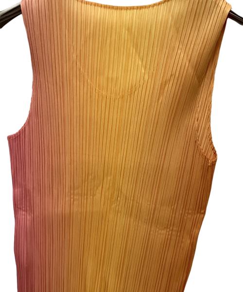 PLEATS PLEASE（プリーツプリーズ）PLEATS PLEASE (プリーツプリーズ) ノースリーブブラウス オレンジ サイズ:FREEの古着・服飾アイテム