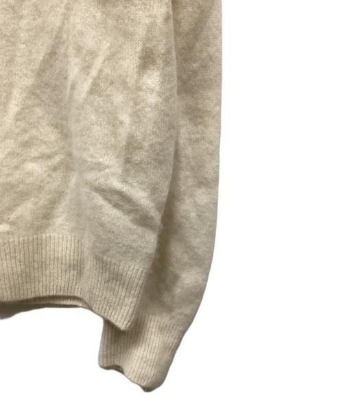 UNITED ARROWS（ユナイテッドアローズ）UNITED ARROWS (ユナイテッドアローズ) ファークルーネックニット アイボリー サイズ:FREEの古着・服飾アイテム