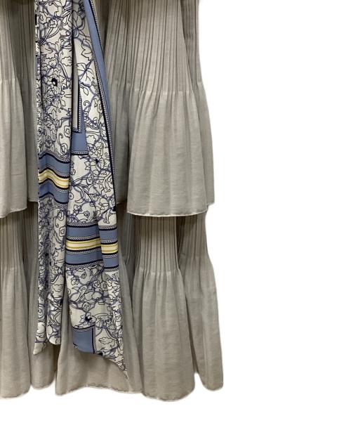 HER LIP TO（ハーリップトゥ）HER LIP TO (ハーリップトゥ) 半袖ワンピース グレー サイズ:Sの古着・服飾アイテム