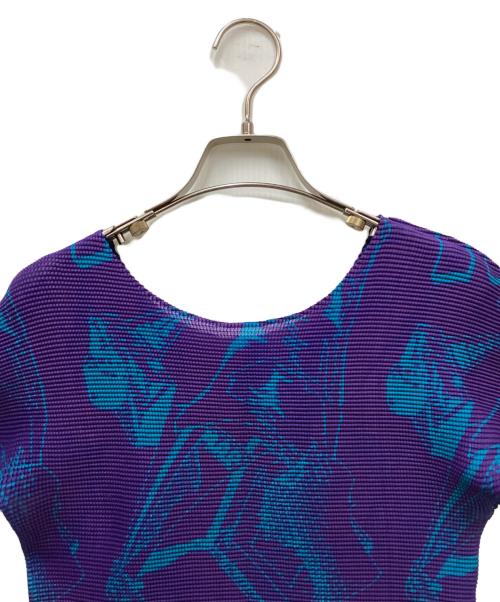 me ISSEY MIYAKE（ミーイッセイ ミヤケ）me ISSEY MIYAKE (ミーイッセイ ミヤケ) 総柄プリーツカットソー パープル サイズ:-の古着・服飾アイテム