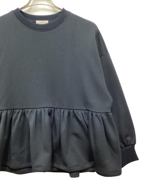YORI（ヨリ）YORI (ヨリ) 裏毛ヘムフリルプルオーバー ネイビー サイズ:Fの古着・服飾アイテム