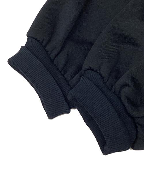 YORI（ヨリ）YORI (ヨリ) 裏毛ヘムフリルプルオーバー ネイビー サイズ:Fの古着・服飾アイテム