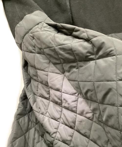 CAROLINA GLASER（カロリナ グレイサー）CAROLINA GLASER (カロリナ グレイサー) キルティング配色コート ブラック サイズ:FREEの古着・服飾アイテム