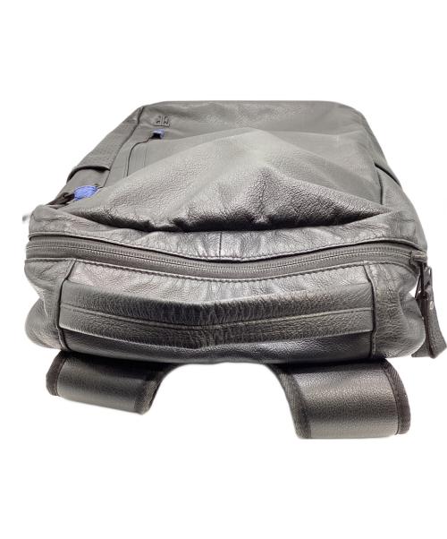 FUJITAKA（フジタカ）FUJITAKA (フジタカ) レザーリュック ブラックの古着・服飾アイテム