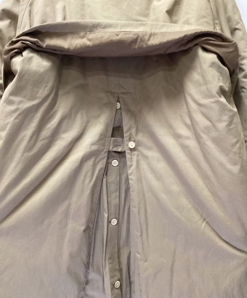 YAECA（ヤエカ）YAECA (ヤエカ) 中綿ライナー付ステンカラーコート ベージュ サイズ:Lの古着・服飾アイテム