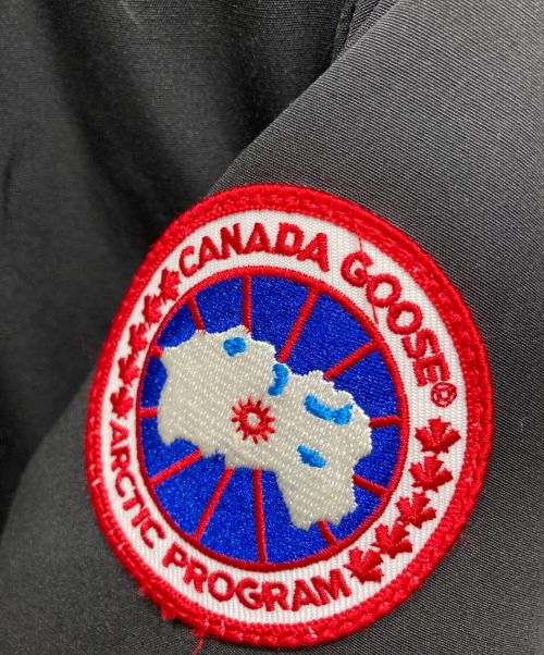 CANADA GOOSE（カナダグース）CANADA GOOSE (カナダグース) ブロンテ パーカ ヘリテージ/ダウンコート ブラック サイズ:Mの古着・服飾アイテム