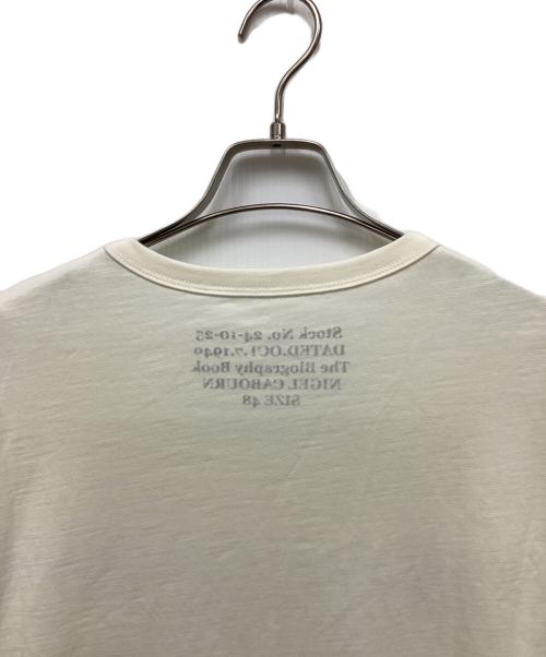 NIGEL CABOURN（ナイジェルケーボン）NIGEL CABOURN (ナイジェルケーボン) BIOGRAPHY BOOK TEE/バイオグラフィーブックティー アイボリー サイズ:48の古着・服飾アイテム